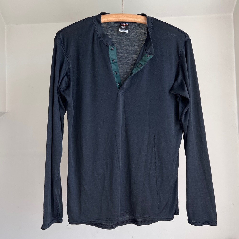 Patagonia Capilene Henley Top S Black Long Sleeve Base Layer Made in USA